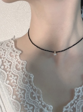 甜酷精致冷淡风黑色水晶项链高级感珍珠颈链小众设计时尚锁骨链女
