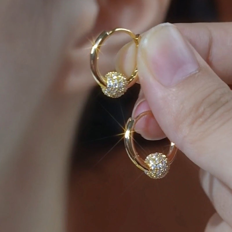 锆石球球耳扣时尚气质个性防过敏小巧精致百搭新款潮星球简约耳环