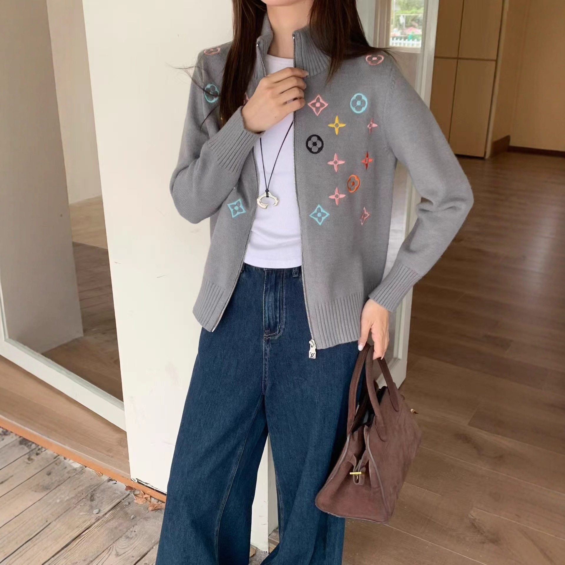 高端女装重工刺绣针织开衫女2026春款立领气质百搭毛衣外套女