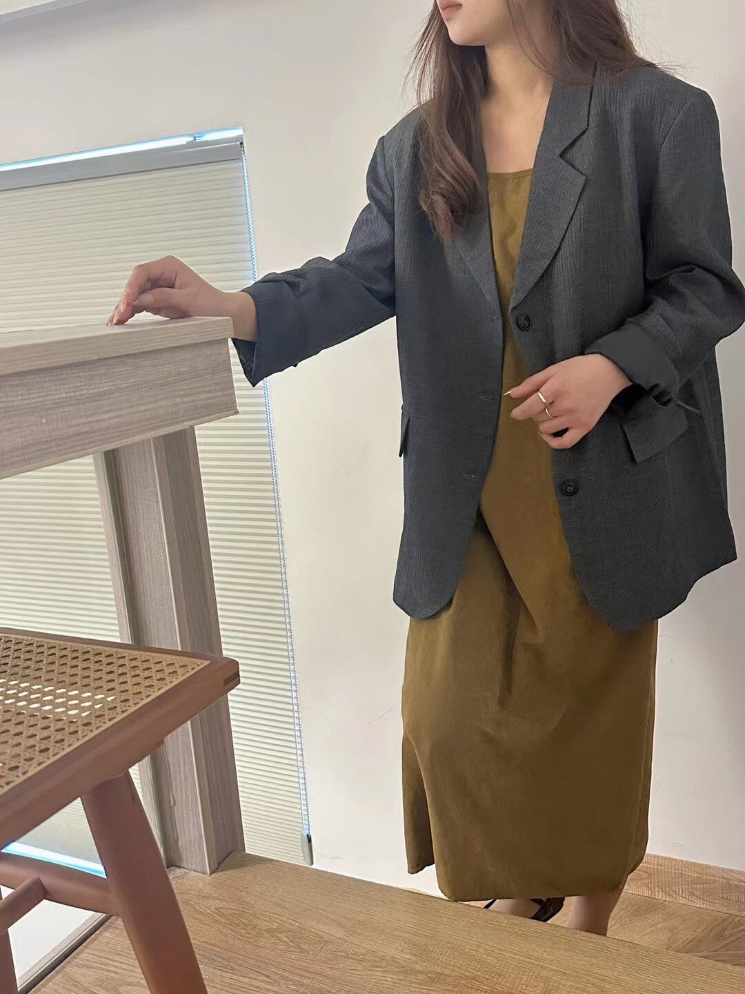 韩国货春季褶皱韩版中长款修身显西装
