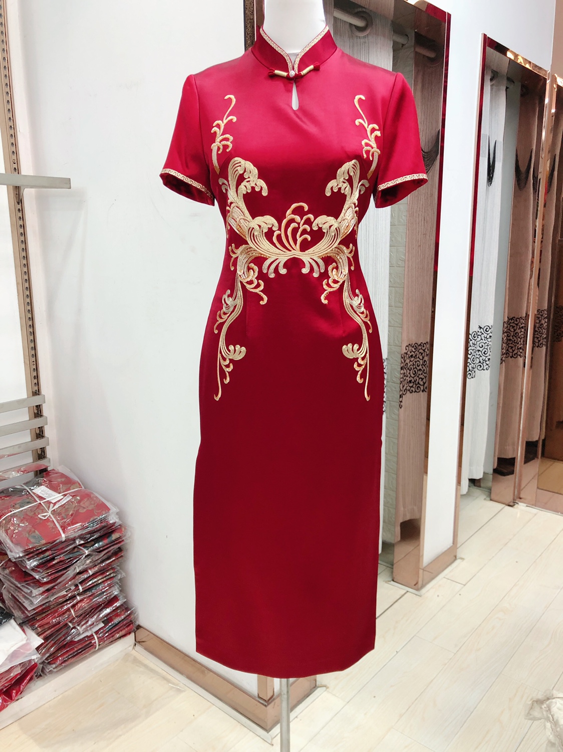 高端优雅喜妈妈婚礼旗袍裙礼服2023夏喜婆婆婚宴丈母娘结婚敬酒服