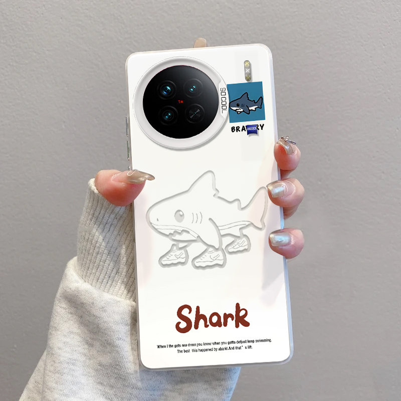 VIVOX90白底穿鞋鲨鱼磨砂彩银