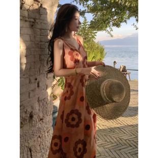 适合去泰国旅游穿搭海边度假气质印花v领连衣裙波西米亚沙滩裙夏