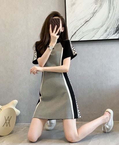 胖mmpolo领拉链拼接连衣裙修身