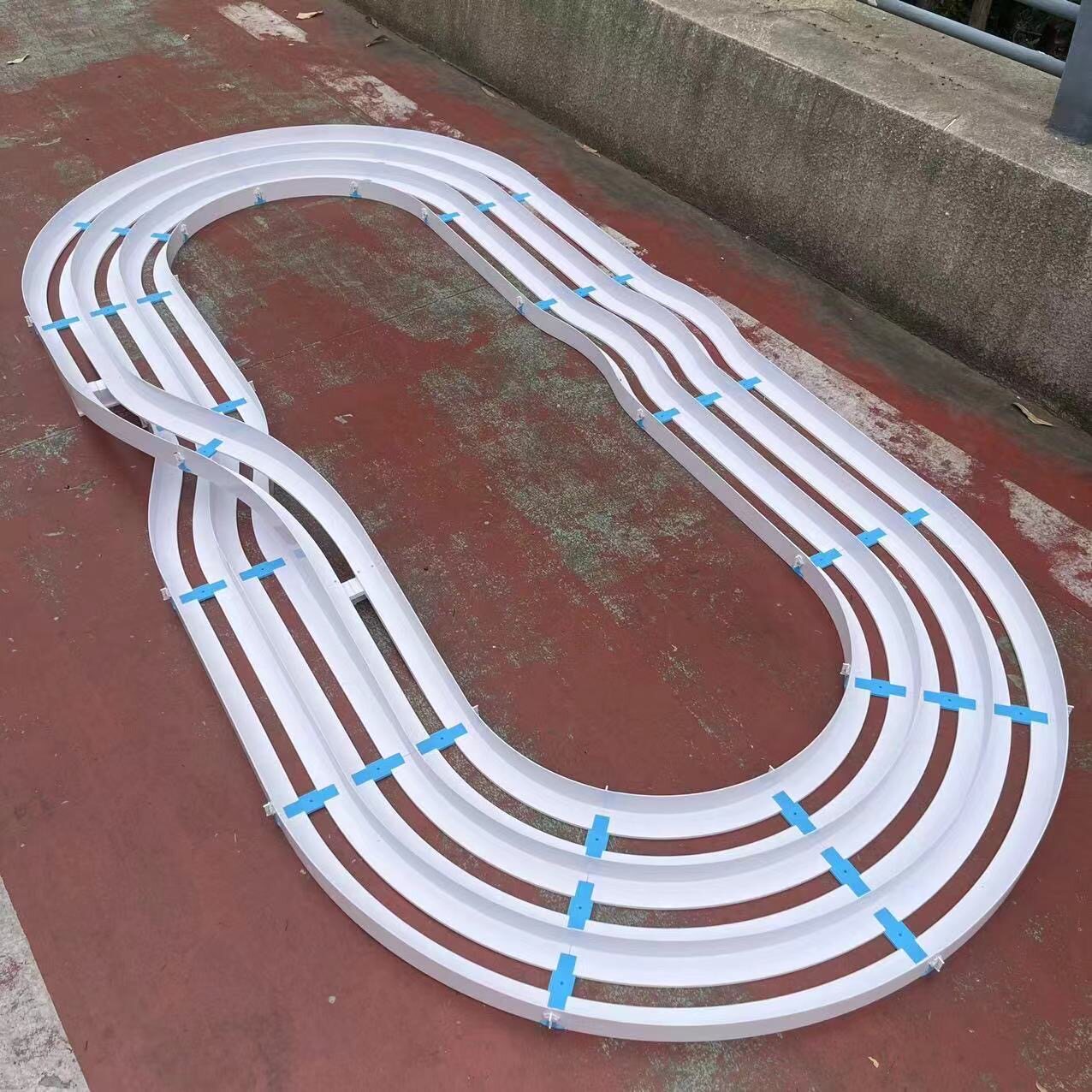 热销扬楷四驱车跑道彩色双轨立交飞龙轨道竞技型大赛道双人玩比赛