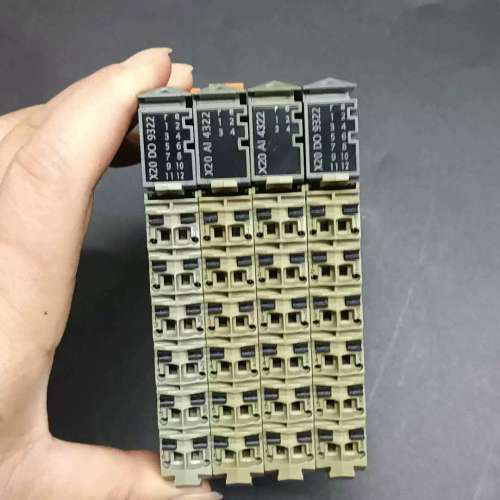 贝加莱模块X20 DO 9322，品，！带