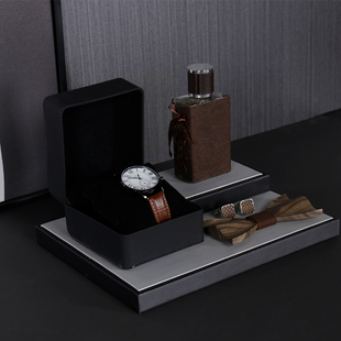 展厅绅士男手表香水陈列摆件缎面小托盘样板间意式 衣帽间衣柜软装