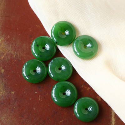 俄罗斯碧玉冰绿平安扣款吊坠