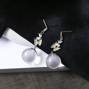 天然透体白水晶纯银镶嵌蝴蝶款 款 耳钉耳坠 时尚 耳饰 女款 精品耳饰