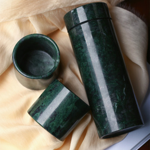 清货套装真的超值天然墨绿玉药王石原石打磨茶杯水杯套装
