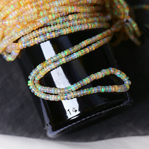 精品彩宝 天然欧珀盘珠半成品散珠DIY配饰 女款欧泊饰品火彩好