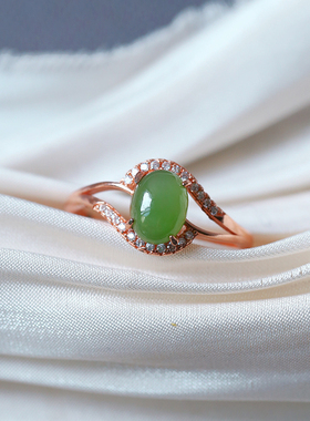 俄罗斯碧玉纯银镶嵌款戒指