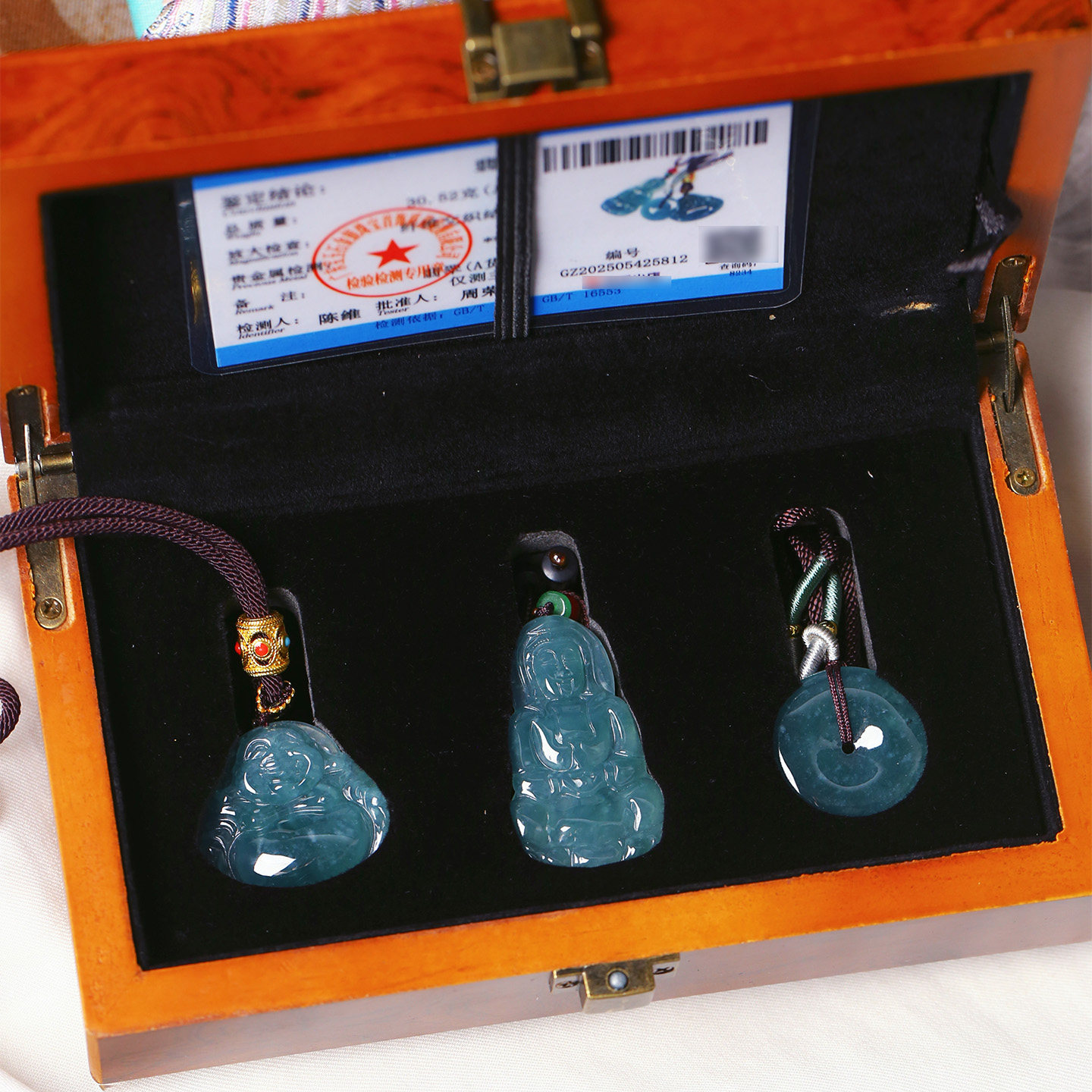 天然A货翡翠危料雕刻全家福套装吊坠 男女款翡翠弥勒佛扣子挂坠,珠宝/钻石/翡翠,颈饰,淘宝优惠券,粉丝福利购,淘宝优惠卷