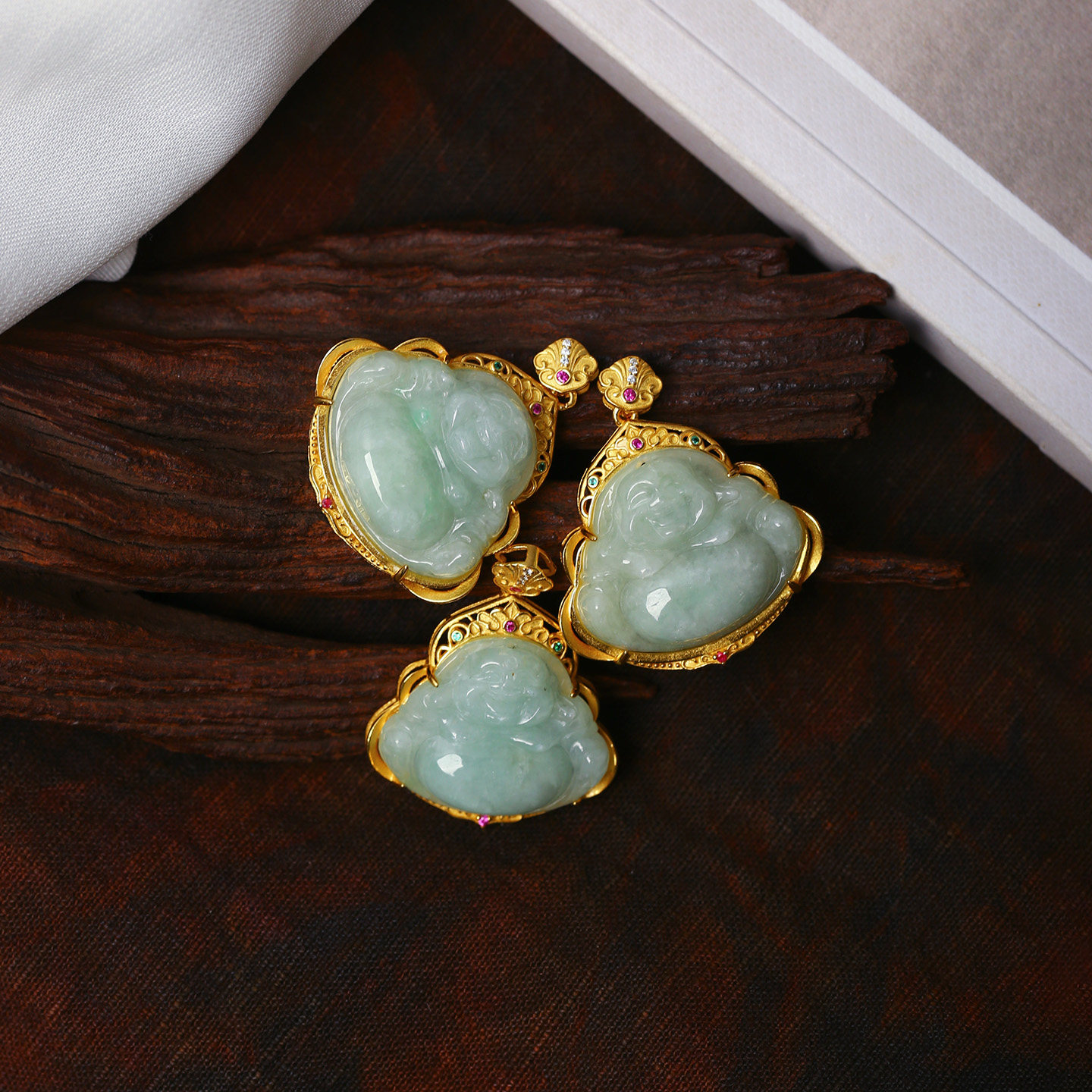 天然A货翡翠缅甸料雕刻弥勒佛纯银镶嵌吊坠 女款翡翠佛公挂坠饰品