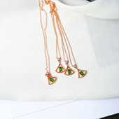 精品彩宝 彩宝锁骨链饰品 女款 天然透辉石纯银镶嵌小裙子款 吊坠