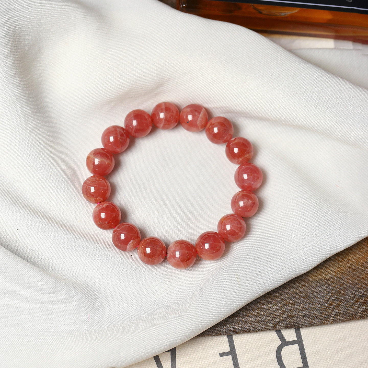 天然水晶红纹石圆珠款手链 料子冰透颜色好女款水晶手串饰品礼物,饰品/流行首饰/时尚饰品新,手饰/手串,淘宝优惠券,粉丝福利购,淘宝优惠卷