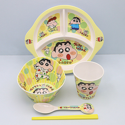 可爱蜡笔小新防摔儿童碗宝宝卡通餐具套装家用防烫分格餐盘吃饭碗