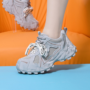 2026巨好看的鞋子老爹鞋女春夏新款透气软底不累脚百搭休闲运动鞋