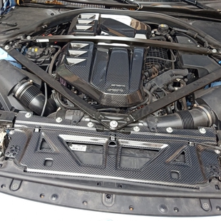 81G82改装 适用于宝马新款 M4G87G80 干碳纤维引擎盖水箱护板