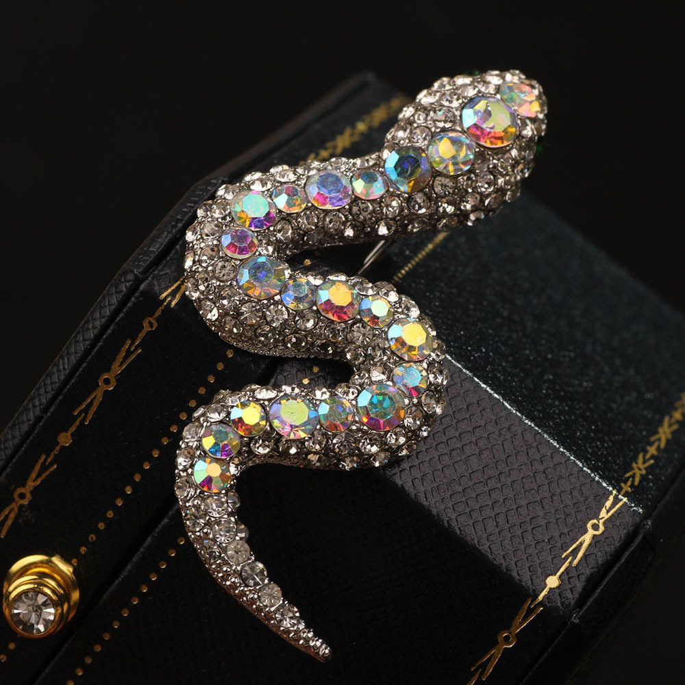 XKDDCT新款欧美风朋克蛇胸针时尚