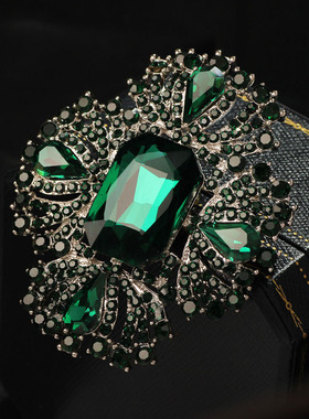 XKDDCT轻奢高档宫廷风水钻大牌立体胸针小众设计女士服饰胸花饰品