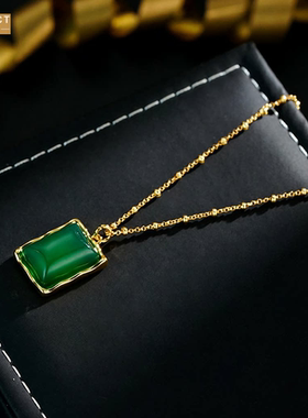 XKDDCT新款网络爆款绿色小方块