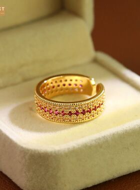 XKDDCT新款古法沙金红钻宽口戒