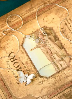 XKDDCT小众设计镶钻蝴蝶贝母吊坠