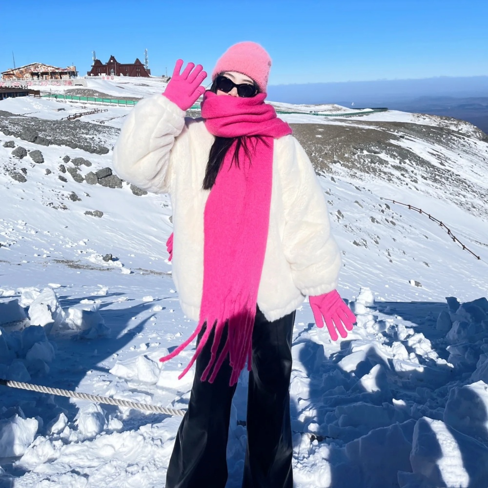 蓝色显白马海毛围巾手套女冬韩系氛围感东北雪乡防寒加厚保暖围脖