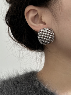 豆豆张悦儿同款镂空圆球珠耳环女轻奢小众设计款金色夸张高级感