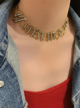 小众设计师款y2k复古字母项链