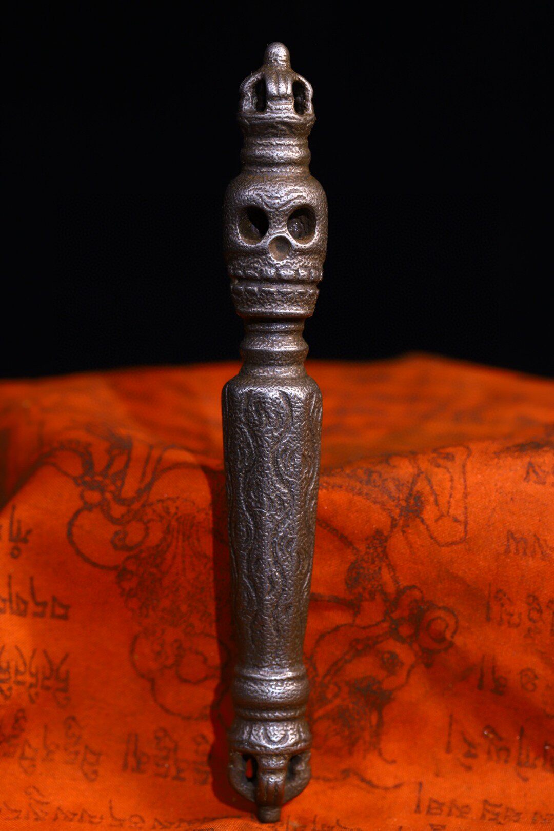 藏传天寒铁錾刻手工尸陀林金刚老法器杵撅佛堂居家用品摆件14cm