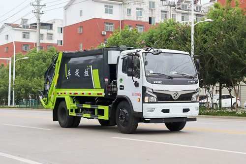 压缩垃圾转运保洁车环卫挂桶