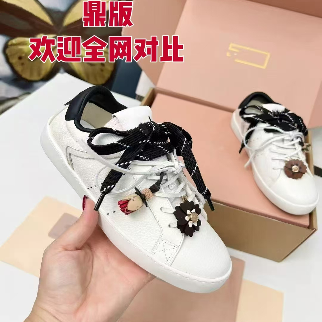 26欧洲站新款真皮平底休闲鞋系带真皮板鞋女小白鞋