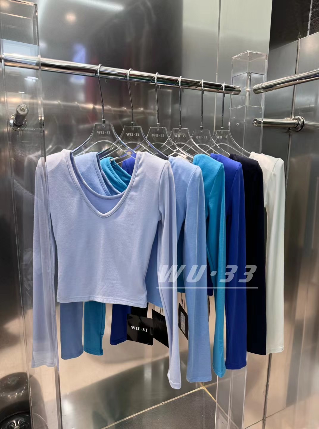 显身材V领短款长袖T恤内搭打底衫