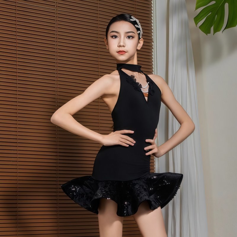 2025新款女童夏季拉丁舞练习服露背上衣亮片鱼骨大摆裙练习演出服
