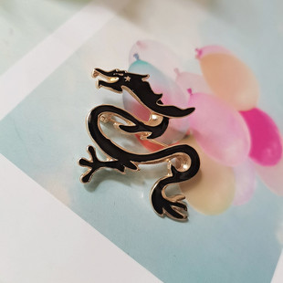 龙形胸针2025年新款ins潮复古男士别针小众徽章西服外套胸花配饰