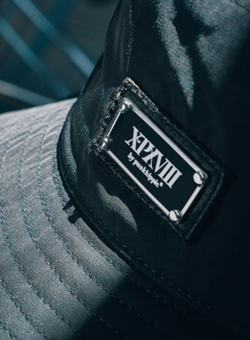 XPX 周柏豪 XPXVIII. METAL BADGE BUCKET HAT 金属徽章渔夫帽