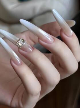 手工定制穿戴美甲白色裸色婚纱婚甲显白猫眼华子日常满钻孕妇新娘