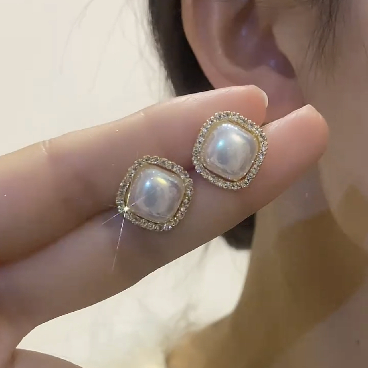 复古港风珍珠方块耳钉银针网红潮流满钻设计耳环女2024新款耳饰