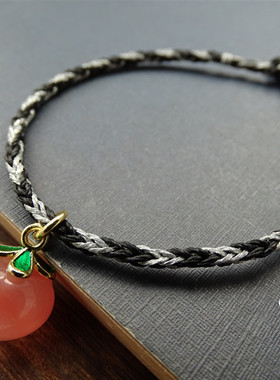 南红桃子金线编织纳福小滴溜手绳