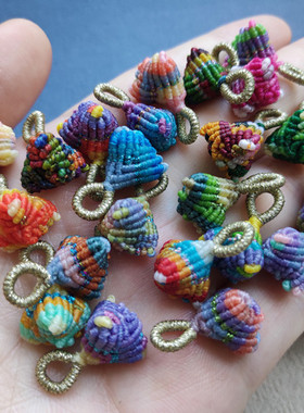 编织南美蜡线小粽子吊坠手绳