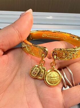 铜镀金色招财纳福吉言手镯轻奢小众高级复古手工錾刻开口手环配饰