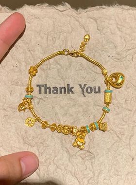 国潮黄金色小熊金色坨坨吊坠手链女百搭高级感新款盘缠手串送女友