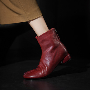 水洗马皮短靴女粗跟复古分趾靴切尔西靴猪蹄低跟百搭后拉链马丁靴