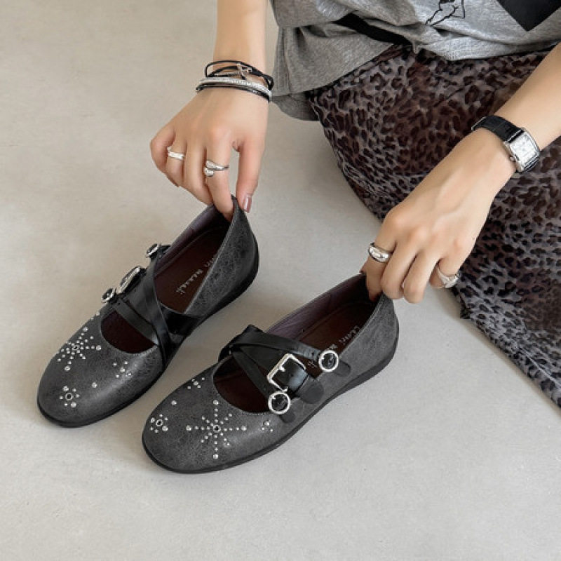 2025新款芭蕾~法式复古玛丽珍鞋圆头擦色浅口铆钉内增高单鞋