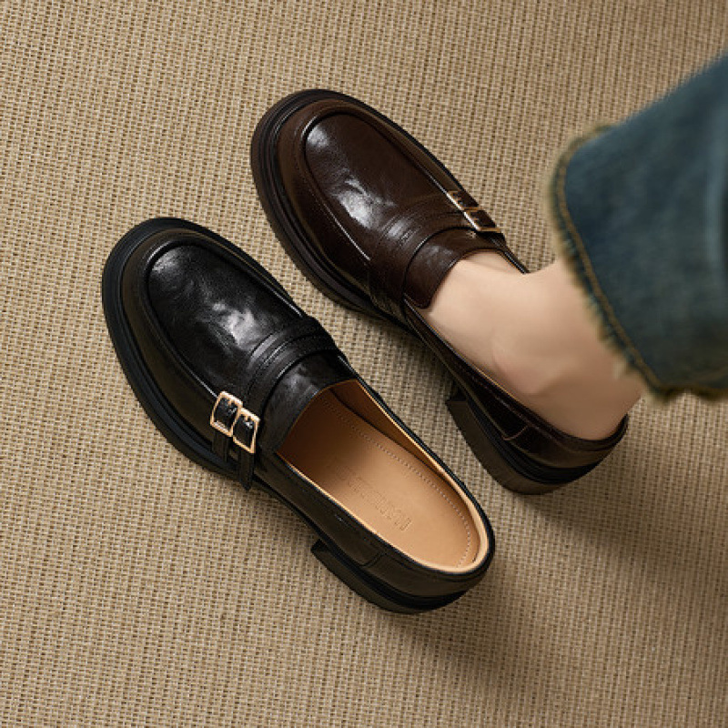 小皮鞋女英伦风巨好看法式赫本风配裙子2025新款棕黑色单鞋高粗跟