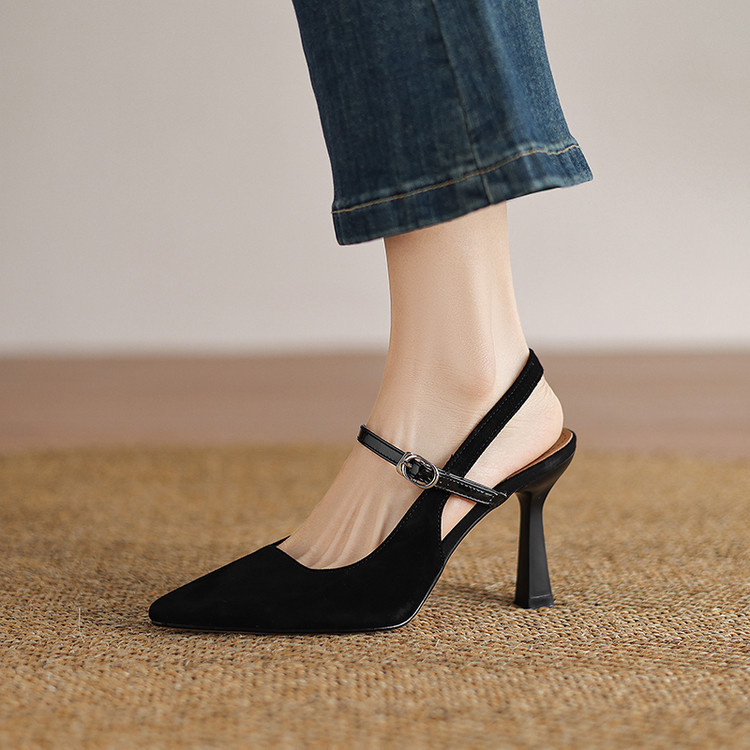 一字带细跟尖头高跟时装凉鞋女2025年夏新款洋气不累脚配裙子单鞋