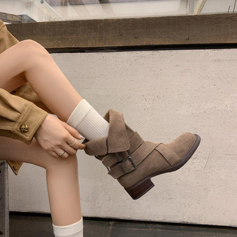 女士复古皮带扣时尚2025秋冬新款圆头粗跟中跟中筒短靴子品质西部,运动/瑜伽/健身/球迷用品,广场舞鞋,淘宝优惠券,粉丝福利购,淘宝优惠卷