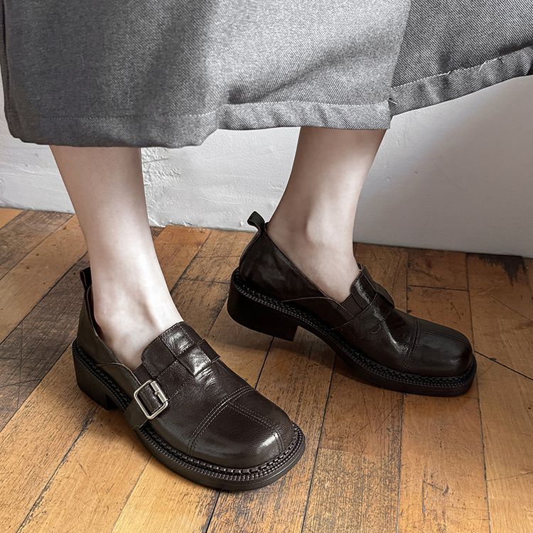 真皮乐福鞋女2024新款冬季女鞋法式复古皮带扣小皮鞋布洛克单鞋女